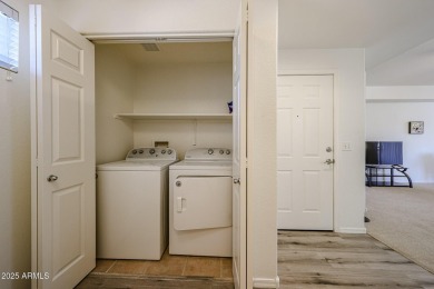 Beautiful partly Furnished Condo in Fairways at Arrowhead on Arrowhead Country Club in Arizona - for sale on GolfHomes.com, golf home, golf lot