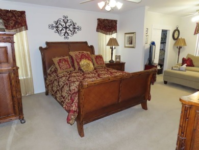New to market this1480 sf 2/2 Saddlebrook home located on the on Crane Lakes Golf and Country Club in Florida - for sale on GolfHomes.com, golf home, golf lot