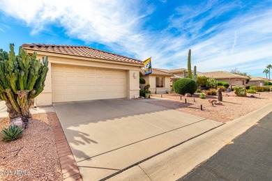 Timeless, BRICK PAVED DRIVEWAY leads you to this LOVELY, move-in on Oakwood Golf Club  in Arizona - for sale on GolfHomes.com, golf home, golf lot