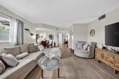 Abacos - 2 Bed, 2 Bath Evergreen Corner Unit
Bright and airy on Wynmoor Golf Course in Florida - for sale on GolfHomes.com, golf home, golf lot