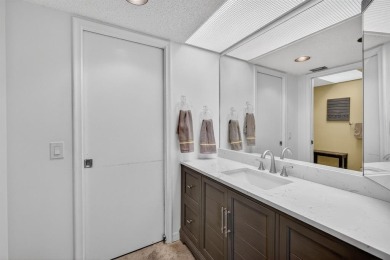 Abacos - 2 Bed, 2 Bath Evergreen Corner Unit
Bright and airy on Wynmoor Golf Course in Florida - for sale on GolfHomes.com, golf home, golf lot