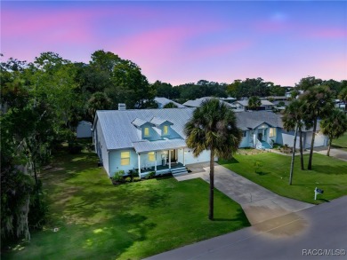 Waterfront Perfection in the Heart of Crystal River! Completely on Plantation Inn and Golf Resort  in Florida - for sale on GolfHomes.com, golf home, golf lot