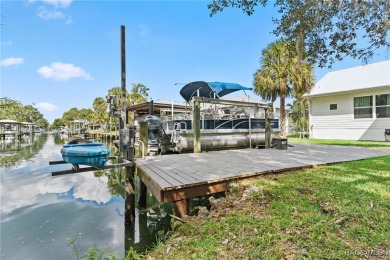 Waterfront Perfection in the Heart of Crystal River! Completely on Plantation Inn and Golf Resort  in Florida - for sale on GolfHomes.com, golf home, golf lot