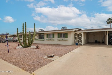 You'll be glad you found this one! Move in ready Sun City 2 bed on Sun City Country Club in Arizona - for sale on GolfHomes.com, golf home, golf lot
