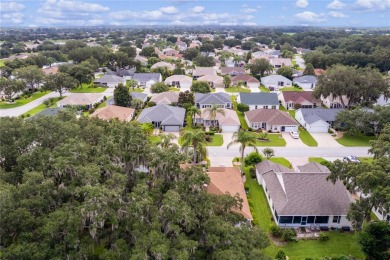 This stunning 3/2 MAGNOLIA single-family home is situated in the on Amberwood Executive Golf Course in Florida - for sale on GolfHomes.com, golf home, golf lot