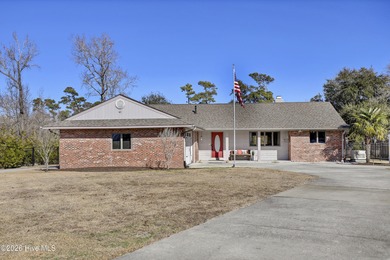 Immaculate GOLF-COURSE FRONT RANCH on the stately ''SOUTH on Belvedere Country Club in North Carolina - for sale on GolfHomes.com, golf home, golf lot