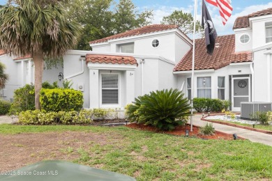 Welcome to this stunning 3 bed, 3 bath golf course townhome in on Wedgefield Golf Club in Florida - for sale on GolfHomes.com, golf home, golf lot