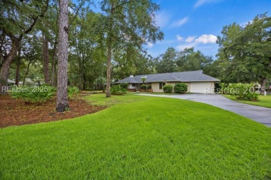 Discover this beautifully maintained 3-bedroom, 3-bath home at on Oyster Reef Golf Course in South Carolina - for sale on GolfHomes.com, golf home, golf lot