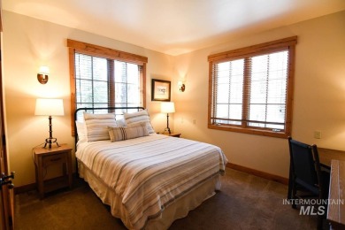Hassle-free home ownership with all of the amenities! on McCall Municipal Golf Course in Idaho - for sale on GolfHomes.com, golf home, golf lot