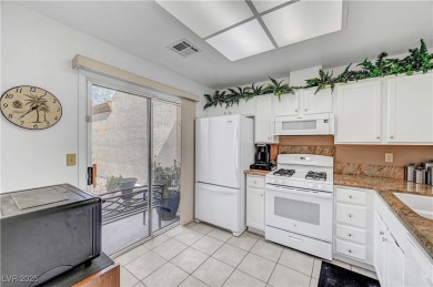Beautiful Well-Maintained townhome in Sun City Summerlin on Highland Falls Golf Club in Nevada - for sale on GolfHomes.com, golf home, golf lot