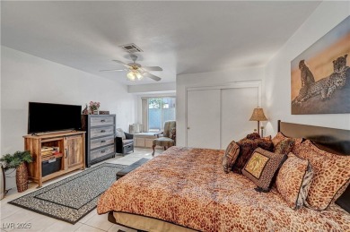 Beautiful Well-Maintained townhome in Sun City Summerlin on Highland Falls Golf Club in Nevada - for sale on GolfHomes.com, golf home, golf lot