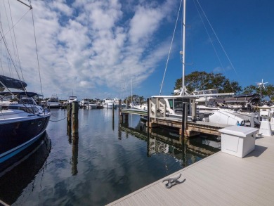 Under contract-accepting backup offers. An extraordinary on Longboat Key Golf Club Resort in Florida - for sale on GolfHomes.com, golf home, golf lot