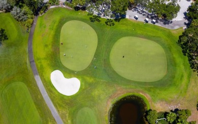 Under contract-accepting backup offers. An extraordinary on Longboat Key Golf Club Resort in Florida - for sale on GolfHomes.com, golf home, golf lot