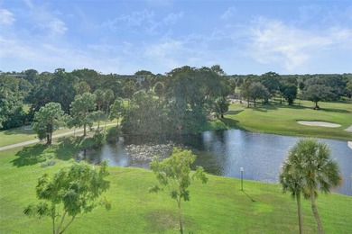 WOW!!! Absolutely GORGEOUS and RARELY AVAILABLE, huge KING on Palm-Aire Country Club and Resort - The Oaks in Florida - for sale on GolfHomes.com, golf home, golf lot
