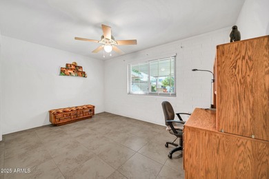 Thoughtfully designed floorplan in the heart of Sun City! This on Sun City South Golf Course in Arizona - for sale on GolfHomes.com, golf home, golf lot