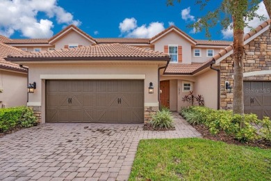 One or more photo(s) has been virtually staged. Seller may on Eagle Creek Golf Club in Florida - for sale on GolfHomes.com, golf home, golf lot