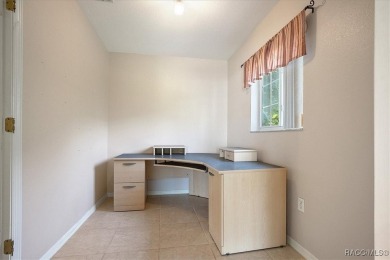 Charming 2-Bedroom Home in the Sought-After 55+ Spruce Creek on Preserve Golf Club in Florida - for sale on GolfHomes.com, golf home, golf lot