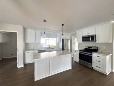 Welcome Home in THE LAKES AT HEMET WEST 55 plus  YOUR LAKEFRONT on  in California - for sale on GolfHomes.com, golf home, golf lot