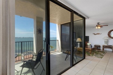 Enjoy the best of Florida living with this beautiful 2-bedroom on Isla Del Sol Yacht and Country Club in Florida - for sale on GolfHomes.com, golf home, golf lot