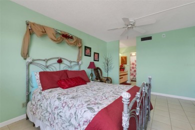 Enjoy the best of Florida living with this beautiful 2-bedroom on Isla Del Sol Yacht and Country Club in Florida - for sale on GolfHomes.com, golf home, golf lot