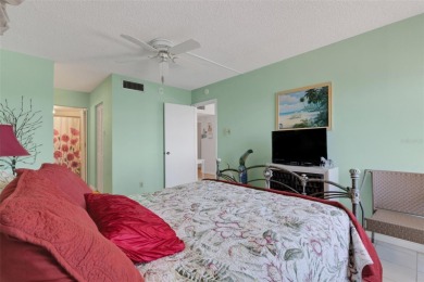 Enjoy the best of Florida living with this beautiful 2-bedroom on Isla Del Sol Yacht and Country Club in Florida - for sale on GolfHomes.com, golf home, golf lot