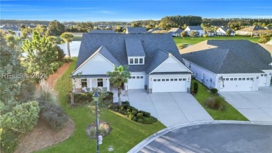 Discover a rare extended gathering room Renown model in Sun City on Argent Lakes Golf Course in South Carolina - for sale on GolfHomes.com, golf home, golf lot