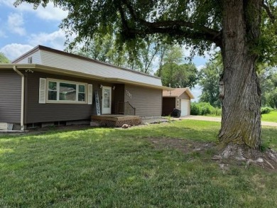This Cozy home is located in a quiet neighborhood next to the on Poco Creek Golf Course (Aurora Country Club) in Nebraska - for sale on GolfHomes.com, golf home, golf lot