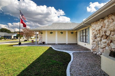 This home located in the 55+ retirement community of Sun City on Caloosa Greens Executive Golf Course in Florida - for sale on GolfHomes.com, golf home, golf lot
