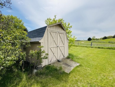 This well maintained home featuring a great layout and clean on Springport Hills Golf Course in Michigan - for sale on GolfHomes.com, golf home, golf lot