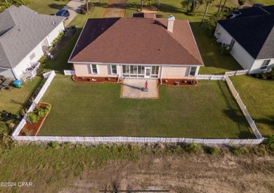 OPEN HOUSE THIS SUNDAY 12-2! THE GLADES! This BEAUTIFUL home on Hombre Golf Club in Florida - for sale on GolfHomes.com, golf home, golf lot