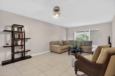 BEAUTIFUL WASHER & DRYER 2/2 CONDO IN THE VIBRANT & HIGHLY on Wynmoor Golf Course in Florida - for sale on GolfHomes.com, golf home, golf lot