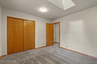 This beautifully maintained, single-level home offers a on Twin Lakes Village Golf Course in Idaho - for sale on GolfHomes.com, golf home, golf lot
