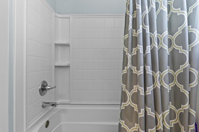 Gorgeous & Spacious 3BR/2.5BA Home in Calmes Estates . Welcome on Southwind Golf Course in Kentucky - for sale on GolfHomes.com, golf home, golf lot