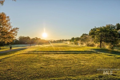 Designed for those who love to entertain and live beautifully on BanBury Golf Club in Idaho - for sale on GolfHomes.com, golf home, golf lot