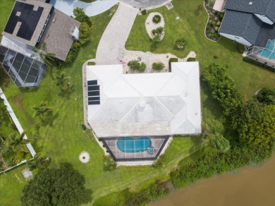 Under contract-accepting backup offers. Discover the lifestyle on Bent Tree Country Club in Florida - for sale on GolfHomes.com, golf home, golf lot