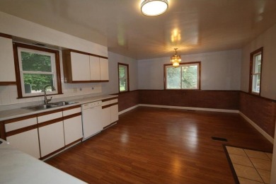 Beautifully laid out rambler is conveniently located within the on Roseville-Cedarholm Golf Club in Minnesota - for sale on GolfHomes.com, golf home, golf lot