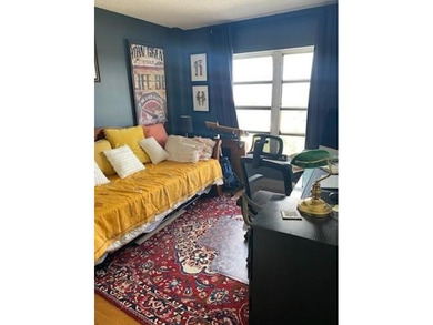 Highly motivated seller offering concessions for the long on Inverrary Country Club in Florida - for sale on GolfHomes.com, golf home, golf lot