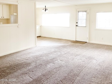 Come take a look at this manufactured home   located in a well on Bison Golf and Country Club in Arizona - for sale on GolfHomes.com, golf home, golf lot