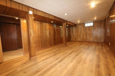 Beautifully laid out rambler is conveniently located within the on Roseville-Cedarholm Golf Club in Minnesota - for sale on GolfHomes.com, golf home, golf lot