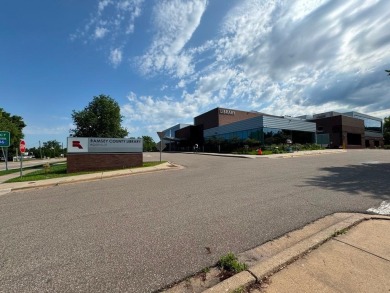 Beautifully laid out rambler is conveniently located within the on Roseville-Cedarholm Golf Club in Minnesota - for sale on GolfHomes.com, golf home, golf lot