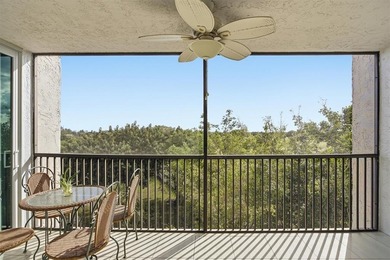 This spacious 3-bedroom, 2.5-bath corner unit in the gated *18th on Inverrary Country Club in Florida - for sale on GolfHomes.com, golf home, golf lot