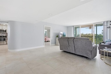 This spacious 3-bedroom, 2.5-bath corner unit in the gated *18th on Inverrary Country Club in Florida - for sale on GolfHomes.com, golf home, golf lot