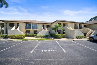 Welcome to this beautifully maintained 2-bedroom, 2-bath ground on The Meadows Golf and Country Club in Florida - for sale on GolfHomes.com, golf home, golf lot