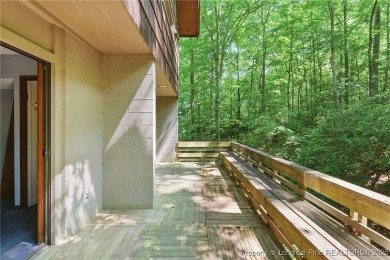Calling all Mid-Century Modern lovers! This is a diamond in the on Carolina Trace Country Club in North Carolina - for sale on GolfHomes.com, golf home, golf lot