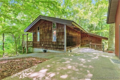 Calling all Mid-Century Modern lovers! This is a diamond in the on Carolina Trace Country Club in North Carolina - for sale on GolfHomes.com, golf home, golf lot
