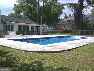 Welcome to Lake Park GA - home to this GREAT 3 bedroom 2 bath on Francis Lake Golf Club in Georgia - for sale on GolfHomes.com, golf home, golf lot