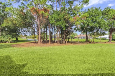 RARE FIND! COMPLETELY UPDATED 4BR/3BA/2.5CG HOME ON A WATERFRONT on PGA Golf Club in PGA Village in Florida - for sale on GolfHomes.com, golf home, golf lot