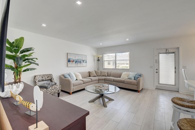 Fully furnished, beautifully updated, 2 bedroom, 2 full bathroom on Kings Point Golf - Executive in Florida - for sale on GolfHomes.com, golf home, golf lot