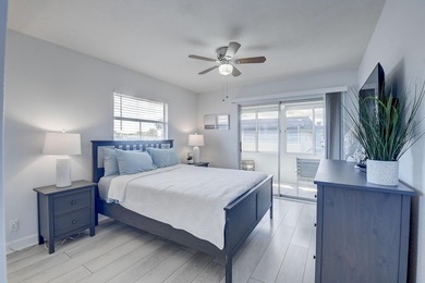 Fully furnished, beautifully updated, 2 bedroom, 2 full bathroom on Kings Point Golf - Executive in Florida - for sale on GolfHomes.com, golf home, golf lot