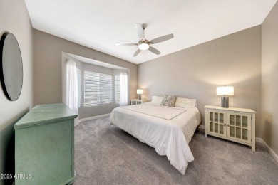 Wonderful furnished turnkey opportunity plus golf cart! This on Sun City Grand Golf Couse and Club in Arizona - for sale on GolfHomes.com, golf home, golf lot